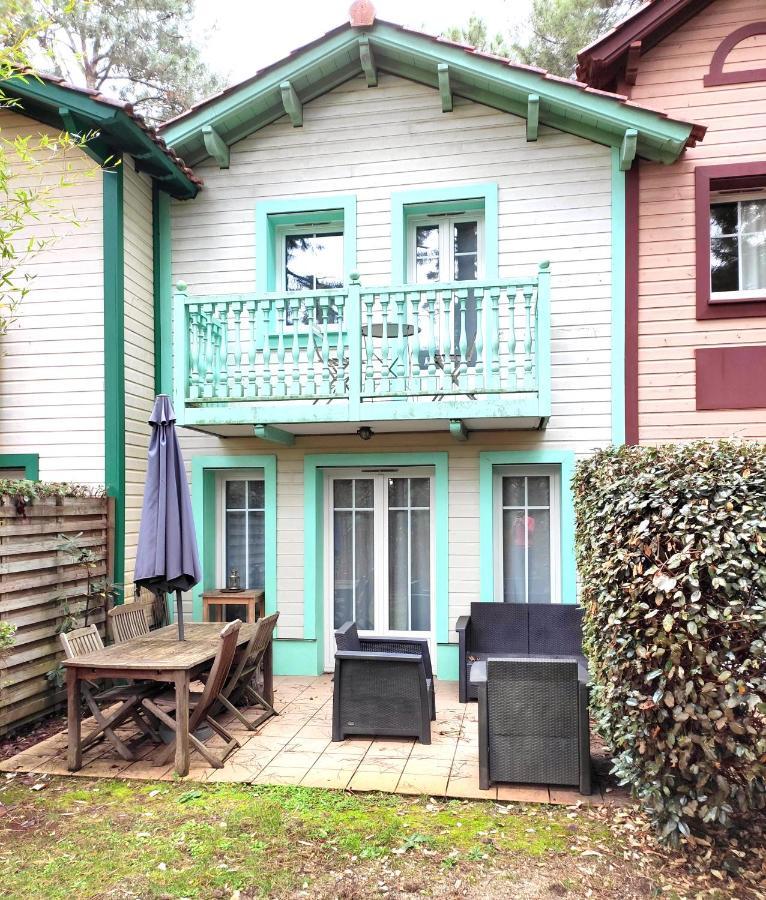 Un Nid Dans La Pinede Villa Lacanau Exterior photo